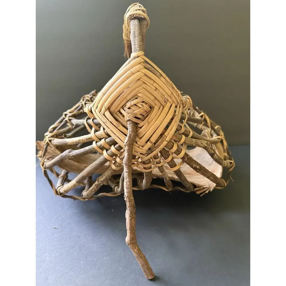 Vtg. Native American Twig Palm Husk Gods Eye Basket Folk Art Handcrafted Rustic